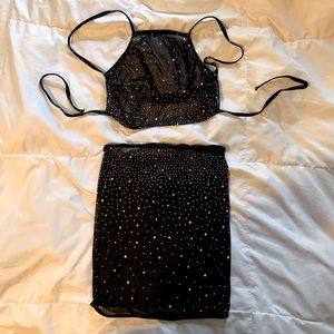 Stretchy, sparkly mesh matching skirt and top